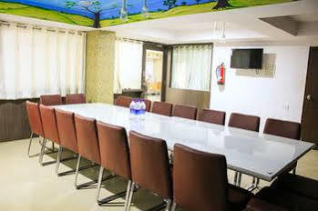 Ksr Park Hotel Haiderabad Buitenkant foto