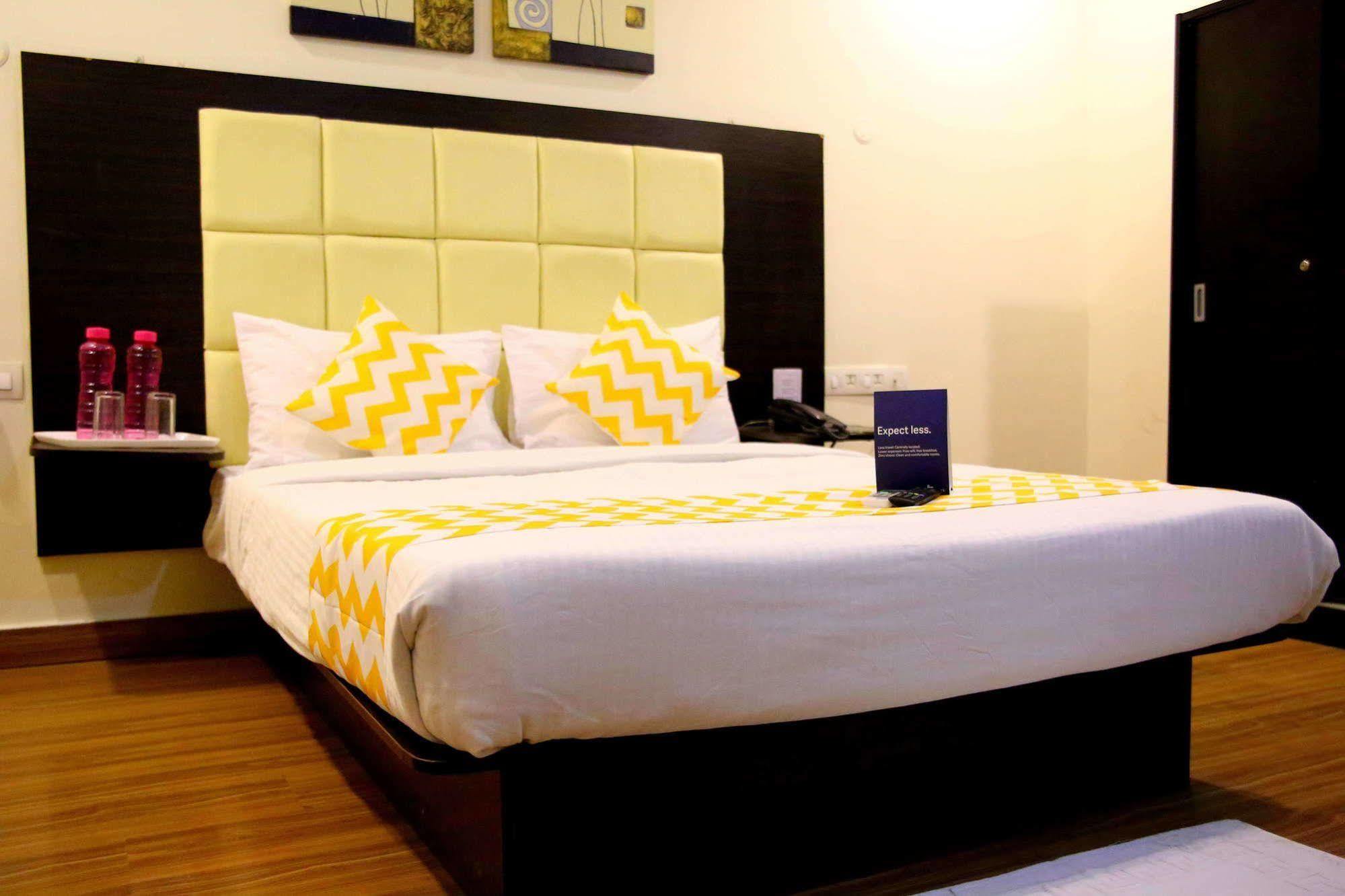 Ksr Park Hotel Haiderabad Buitenkant foto