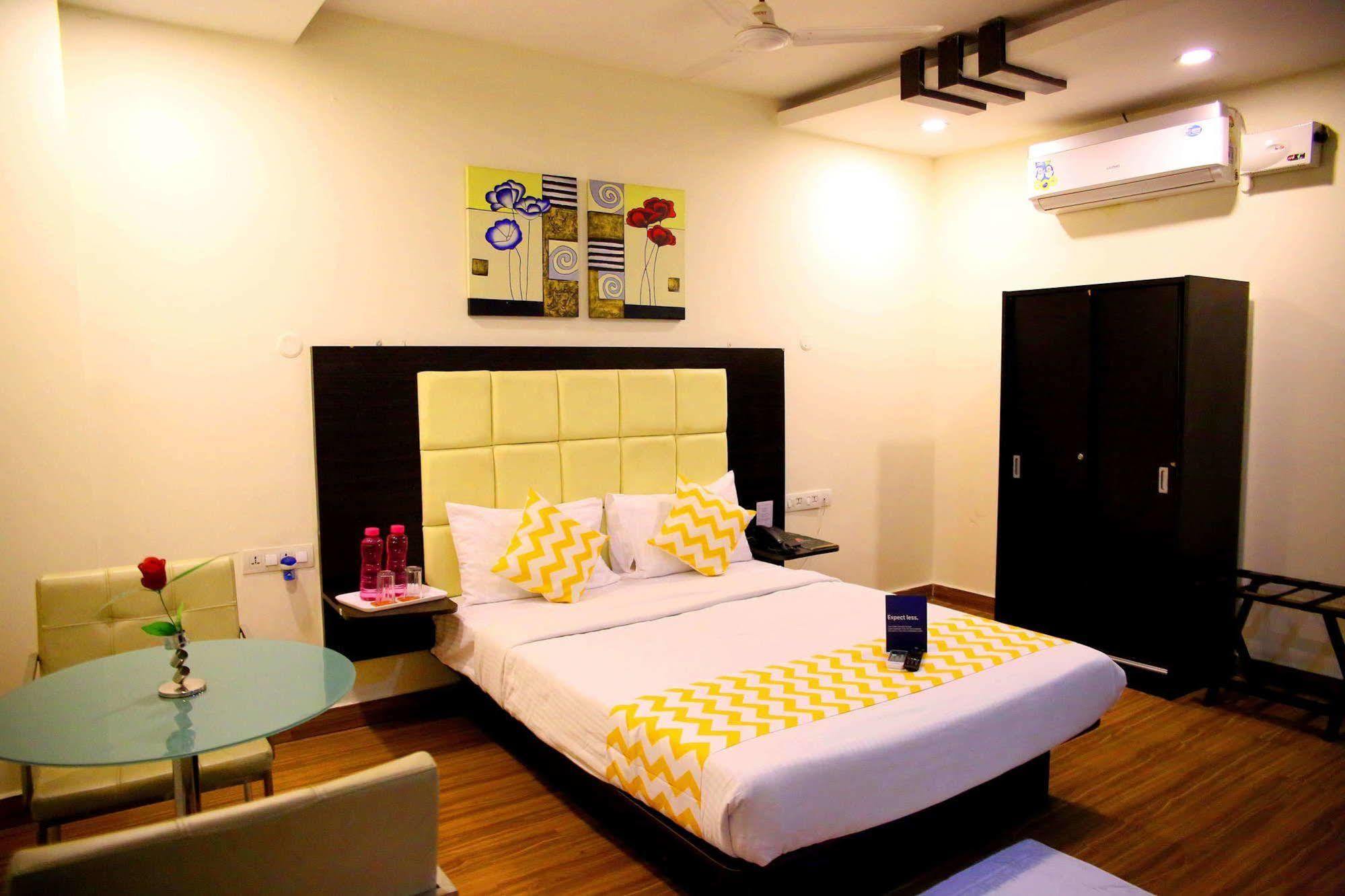 Ksr Park Hotel Haiderabad Buitenkant foto