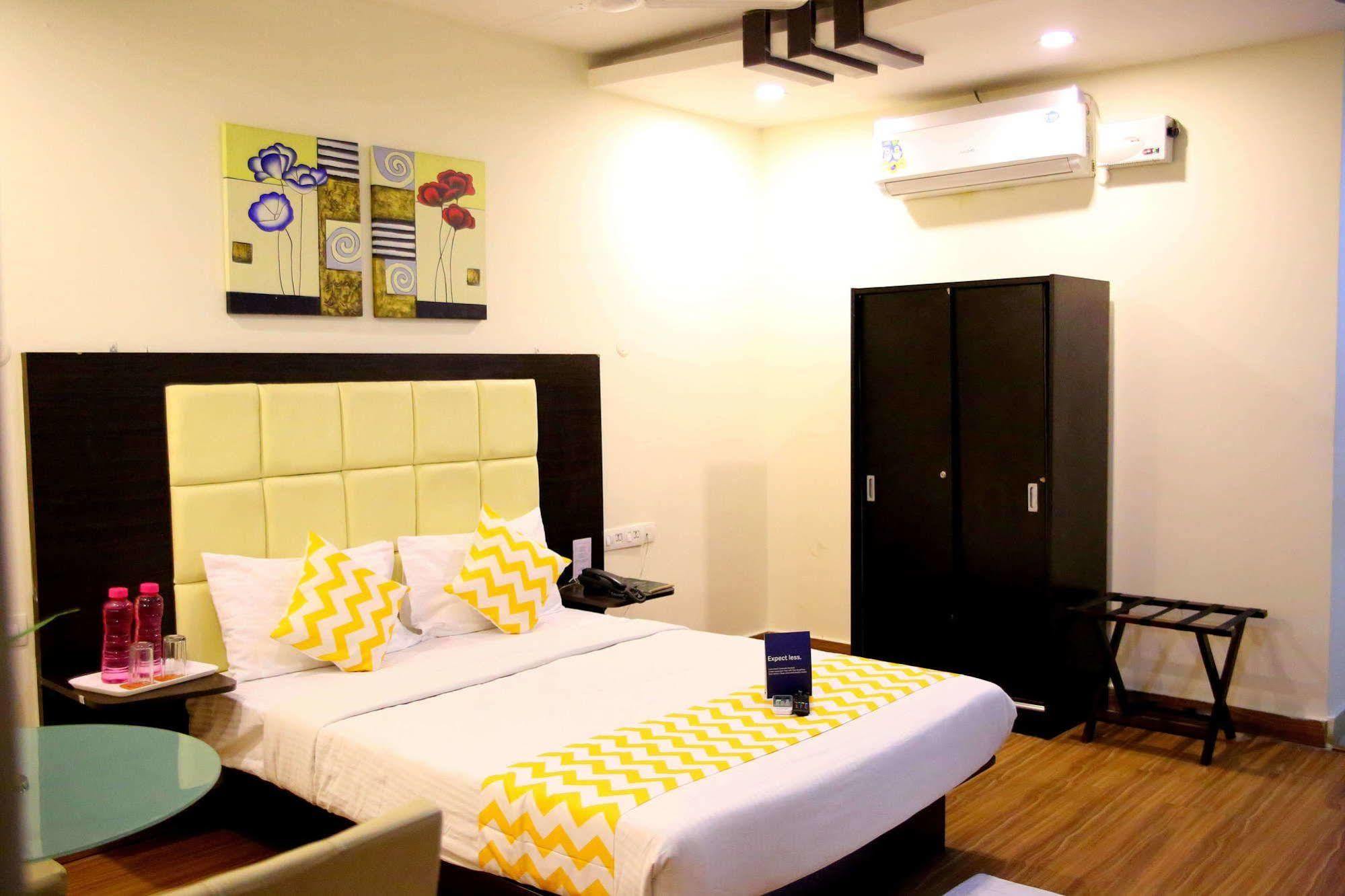 Ksr Park Hotel Haiderabad Buitenkant foto
