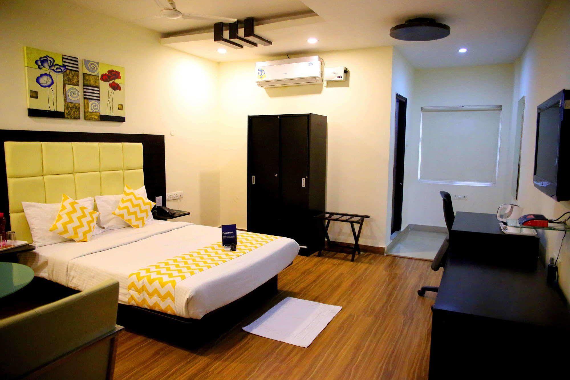 Ksr Park Hotel Haiderabad Buitenkant foto
