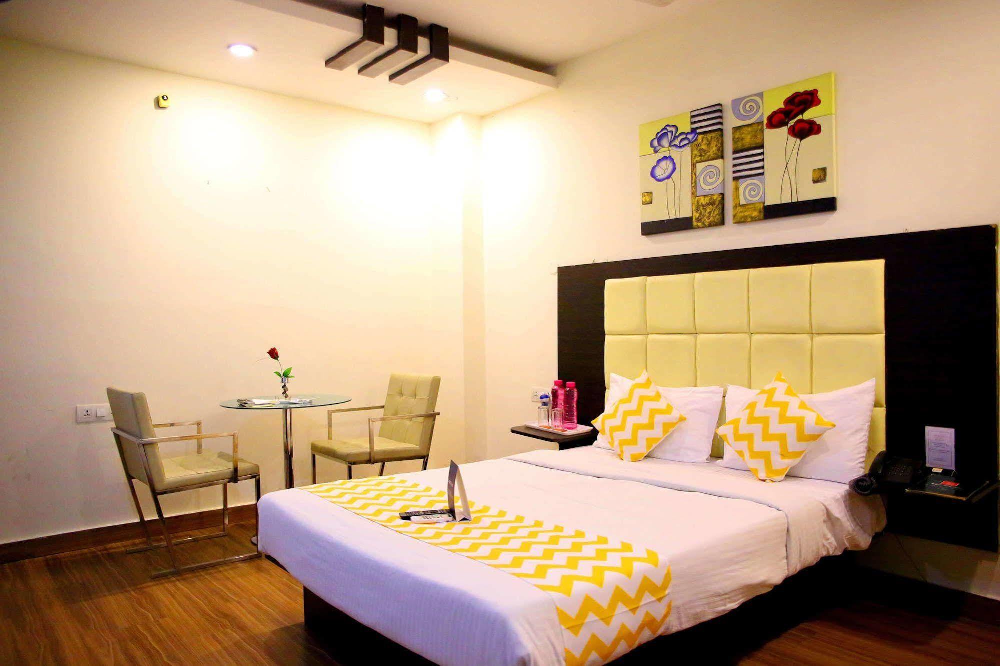 Ksr Park Hotel Haiderabad Buitenkant foto